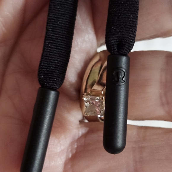 Great Condition, Men's Gray Lululemon Workout/lounge Sweat pants. Size Large. - Picture 7 of 13